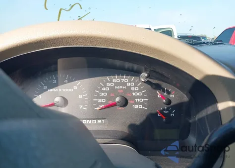 2004 Ford F-150 Lariat/Xlt z USA, uszkodzony, nr VIN 1FTPW12504KC37996